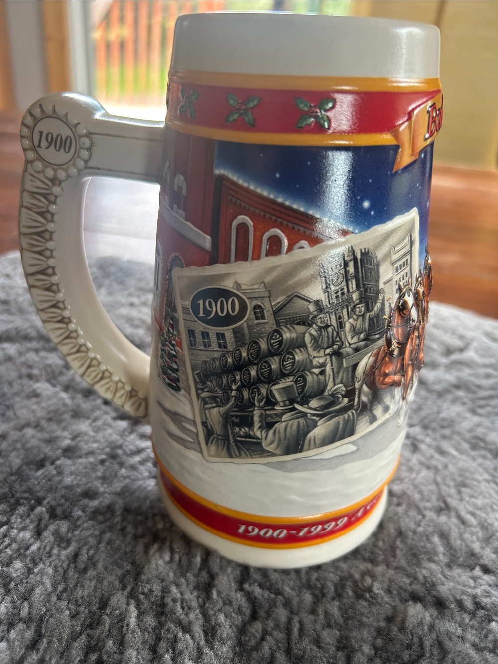 1999 Budweiser Holiday Stein. CS389